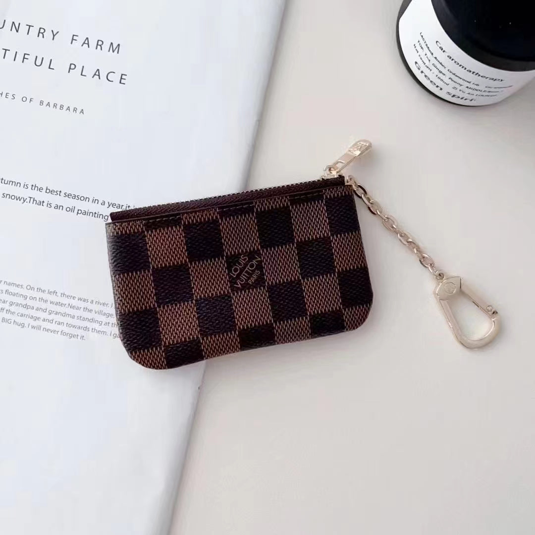 Συλλογή θήκης νομισμάτων Luxury -Inspired Monogram με κλιπ αλυσίδας