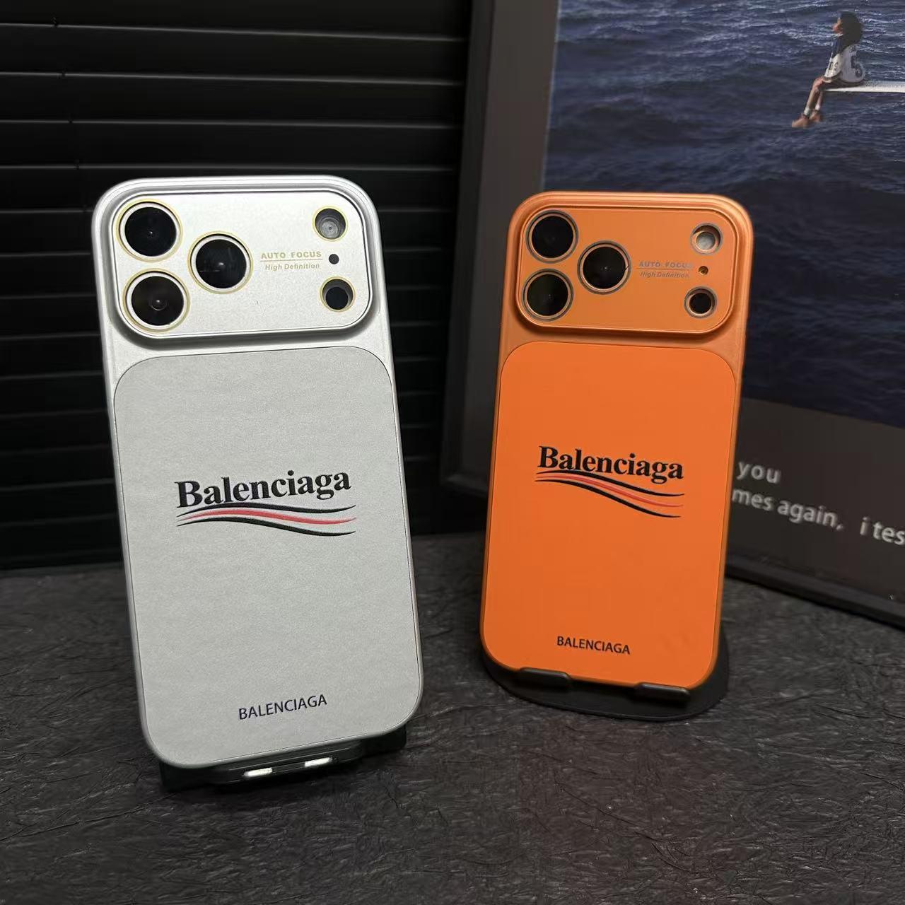 Funda protectora mate para iPhone inspirada en Balenciaga con protección de lente completa