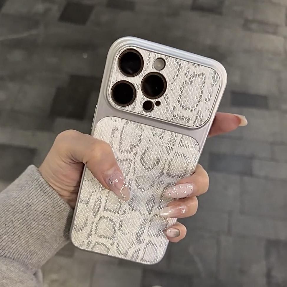 Luksuzna futrola za iPhone s teksturom zmijske kože