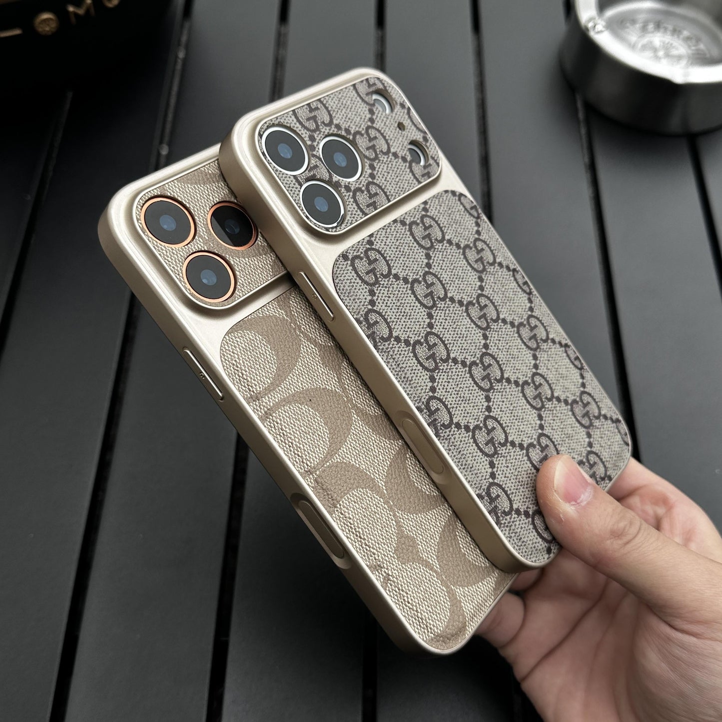 Capa de telefone de couro com padrão luxuoso com bordas à prova de choque