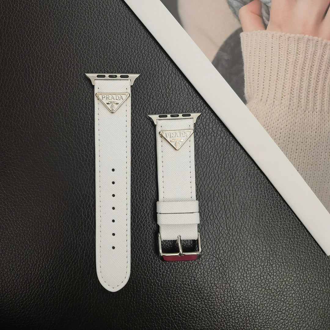 Pulseira de couro com etiqueta de monograma de triângulo duplo para Apple Watch