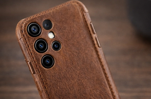 Håndlaget Samsung-veske i grønnsaksgarvet skinn – Vintage Patina Edition