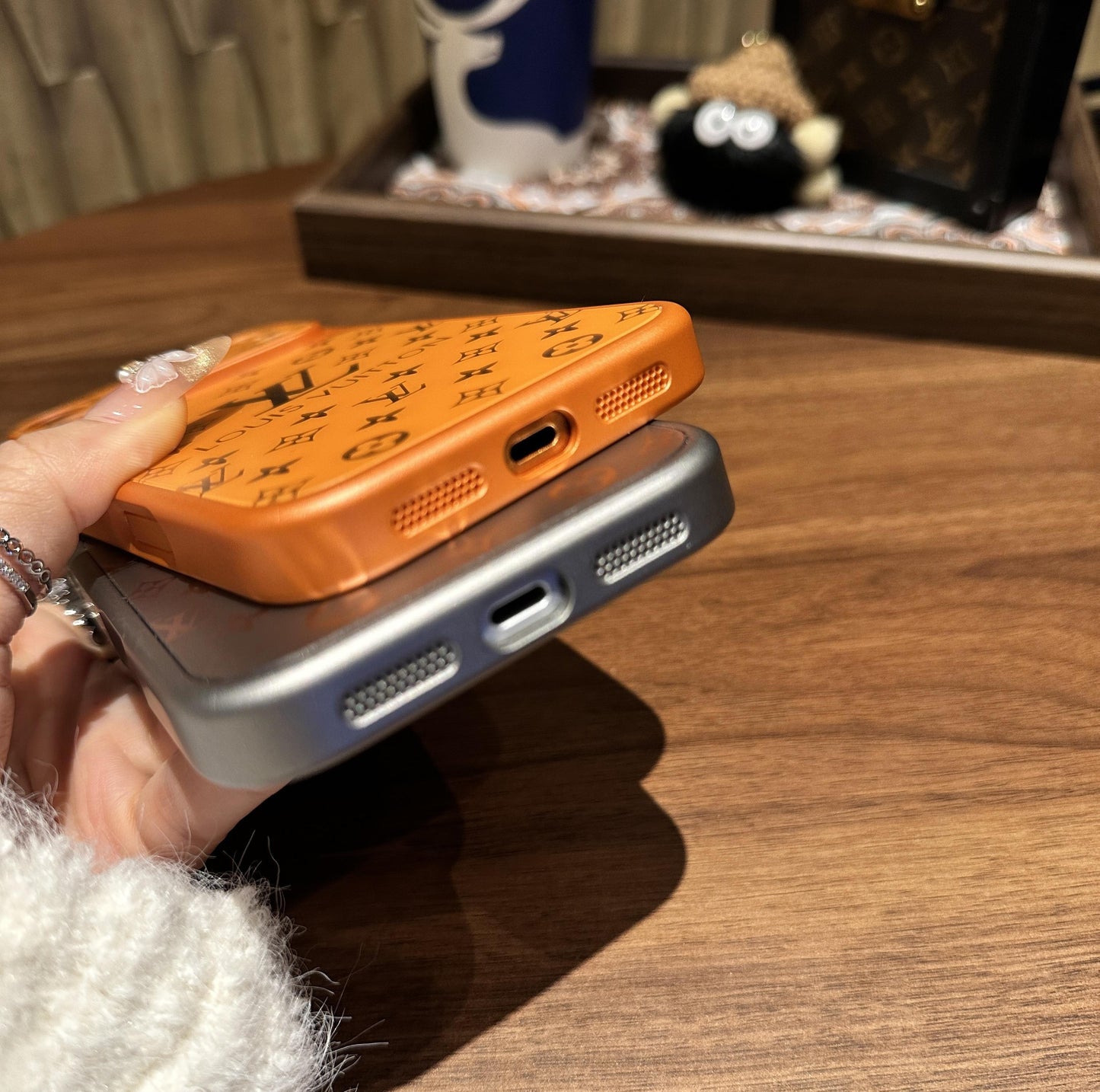 Luksus Monogram Matt Case med støtdempende myke kanter