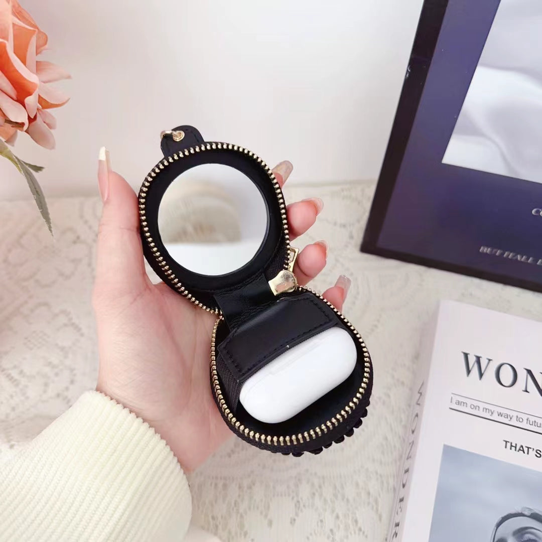 LYX CHANEL Airpods Fodral med spegel