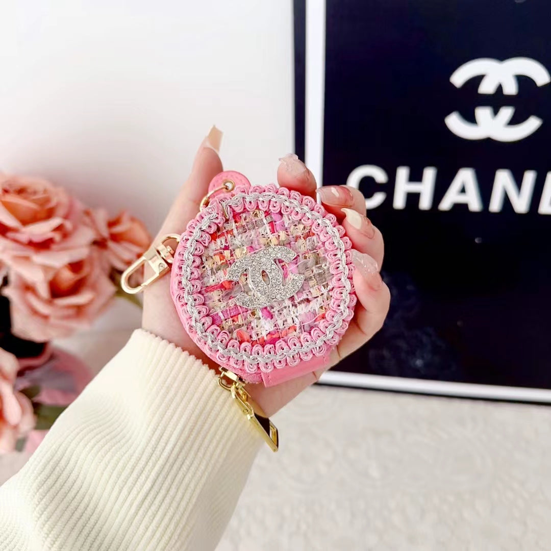 LYX CHANEL Airpods Fodral med spegel