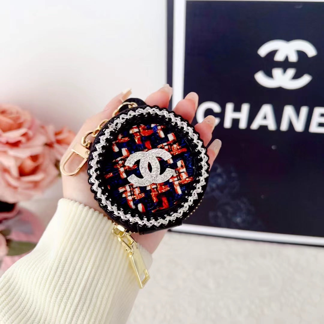 LYX CHANEL Airpods Fodral med spegel