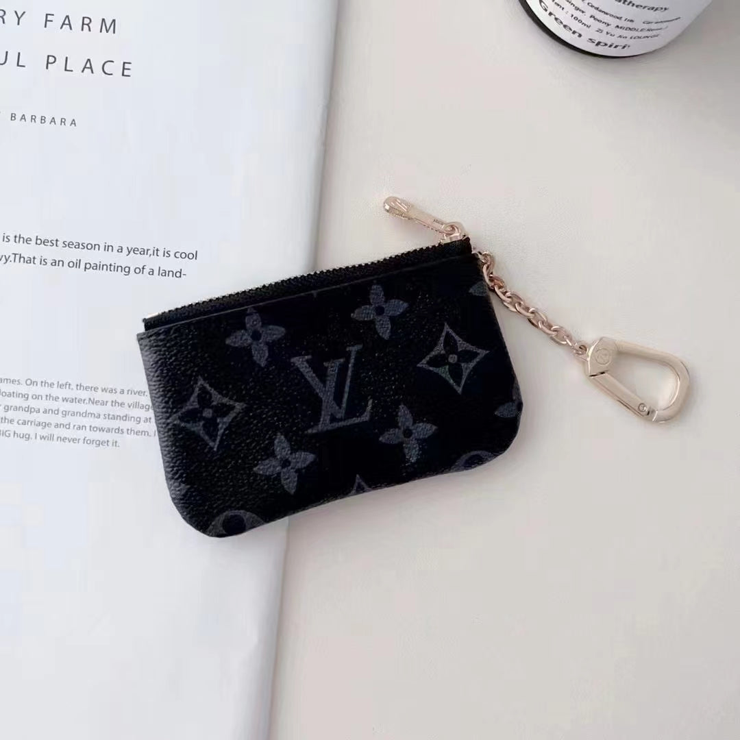 Luksus-inspirert Monogram myntposesamling med kjedeklips