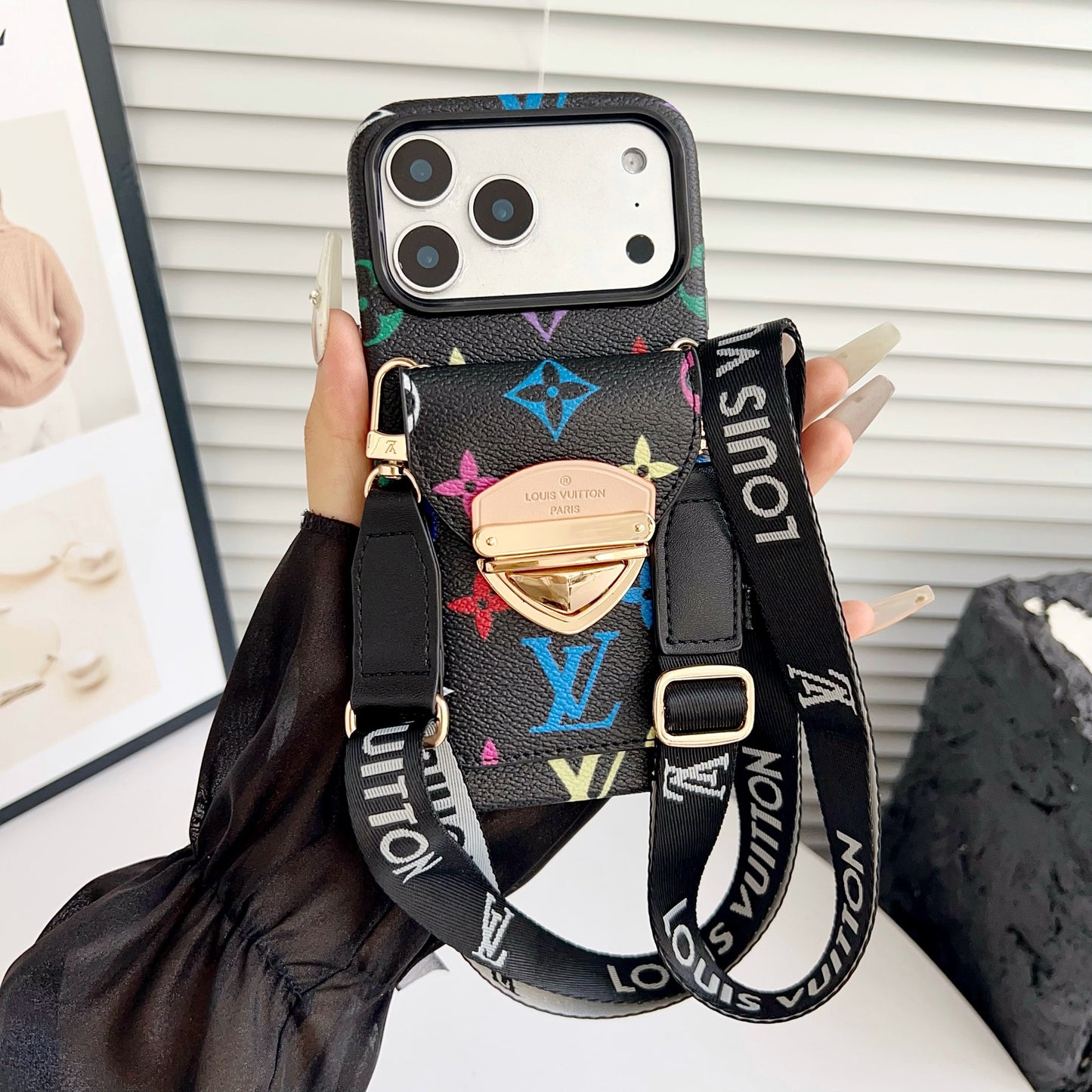 Cás iPhone Só Crossbody le Póca Cárta & Strap Inscortha