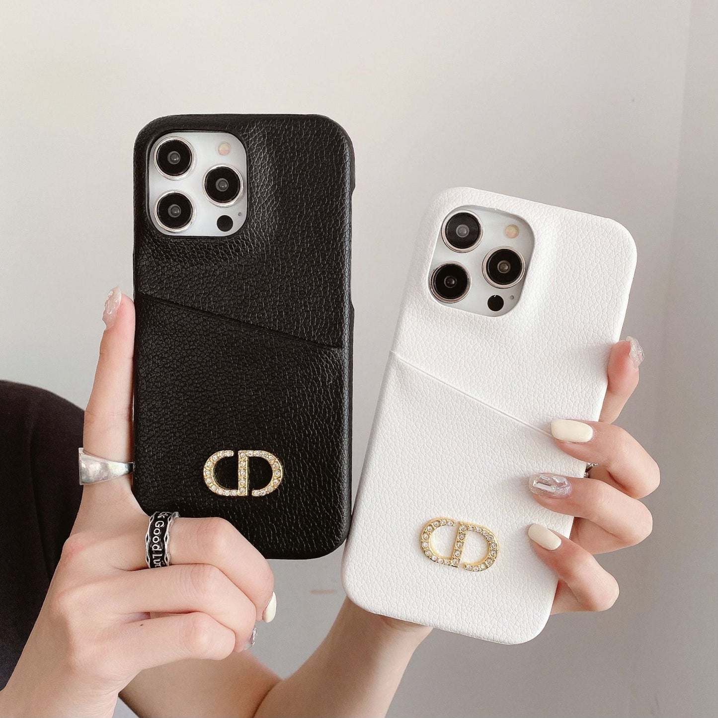 Modna kožna torbica za iPhone