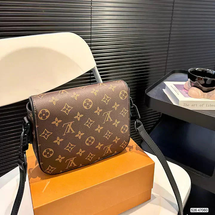 Bolsa de luxo com padrão de monograma de couro de alta qualidade