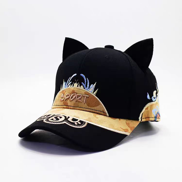 ユニークな猫耳帽子