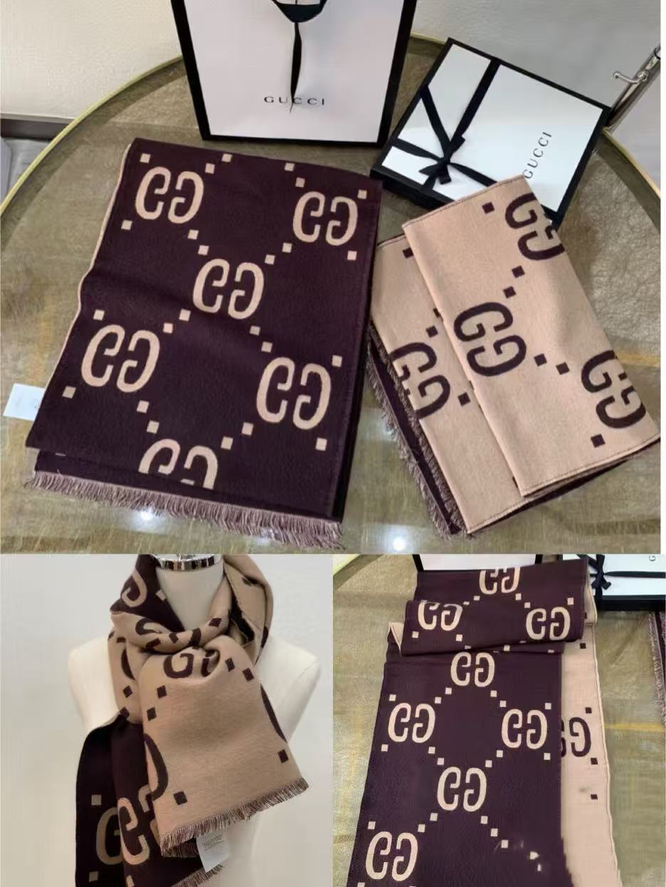 Scarf Monagram Cniotáilte Dhá Thaobh Chluthar – Só Geimhridh Riachtanach