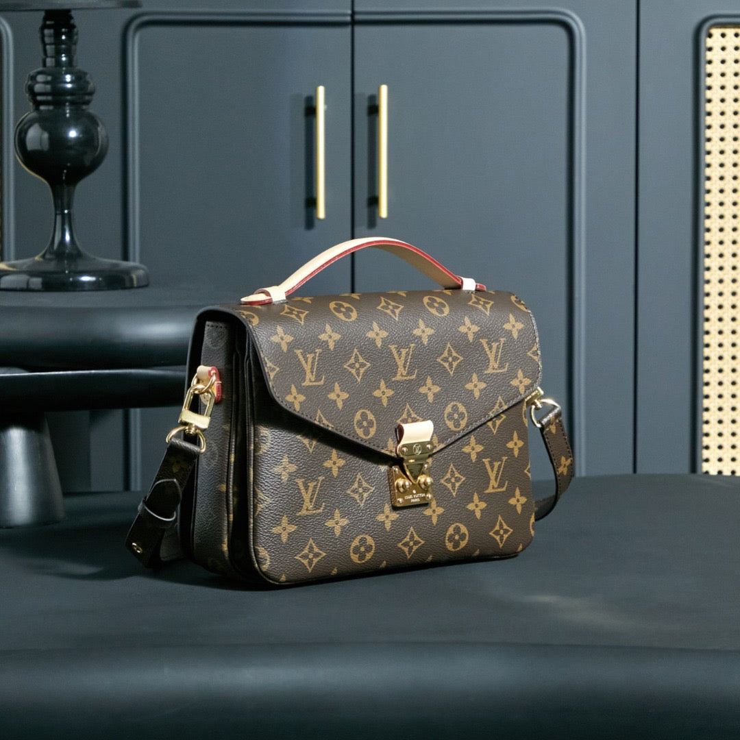 Sötétbarna 2 az 1-ben felső fogantyú & Crossbody Bag 010