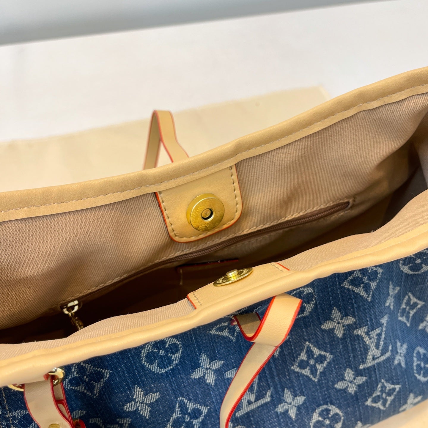 Luxuriöse modische Jeanstasche