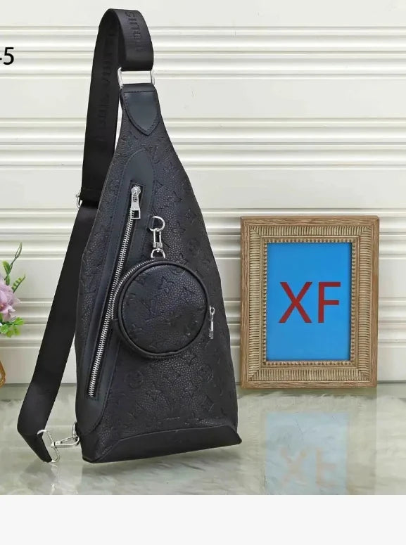 Minimalistinen irrotettava pussi Crossbody-rintalaukku