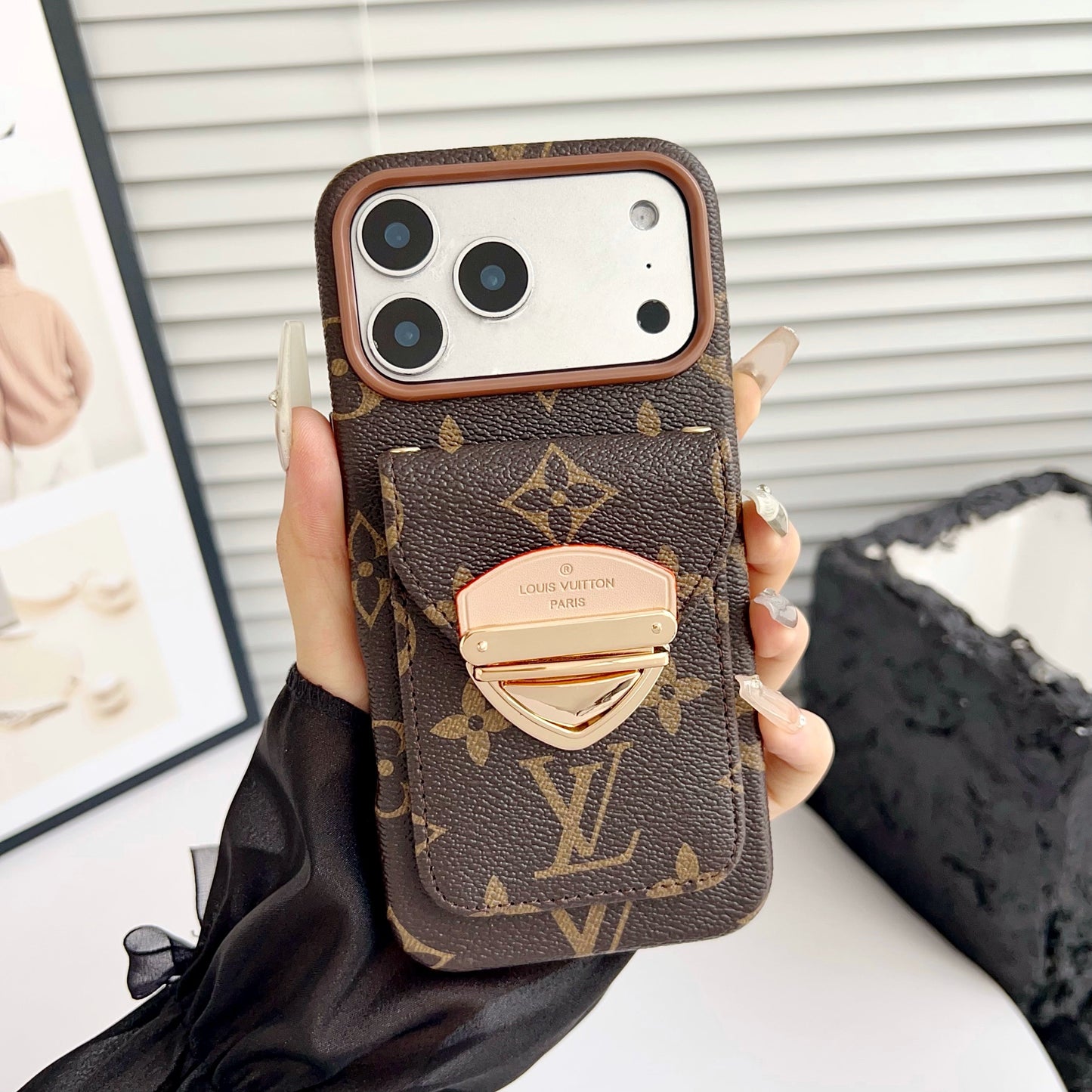 Cás iPhone Só Crossbody le Póca Cárta & Strap Inscortha