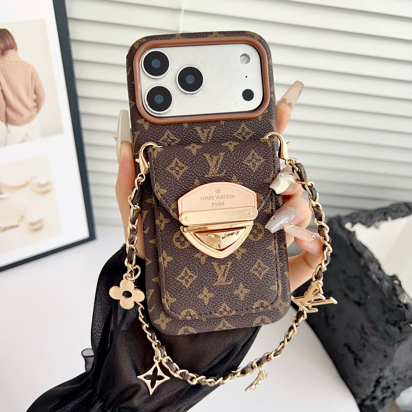 Cás iPhone Só Crossbody le Póca Cárta & Strap Inscortha