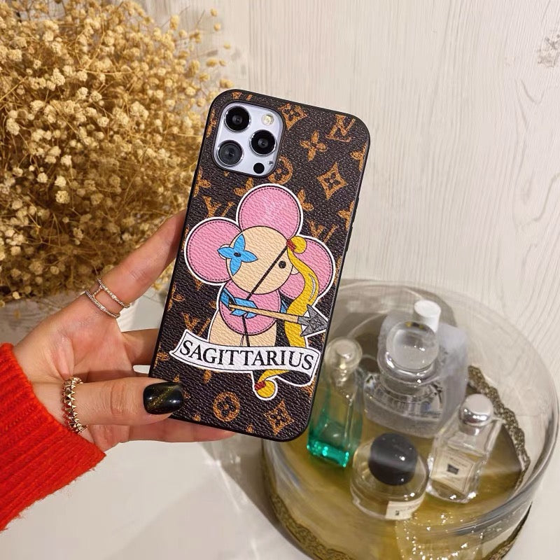 Jousimies Love Painted iPhone-kotelo Mittatilaustyönä
