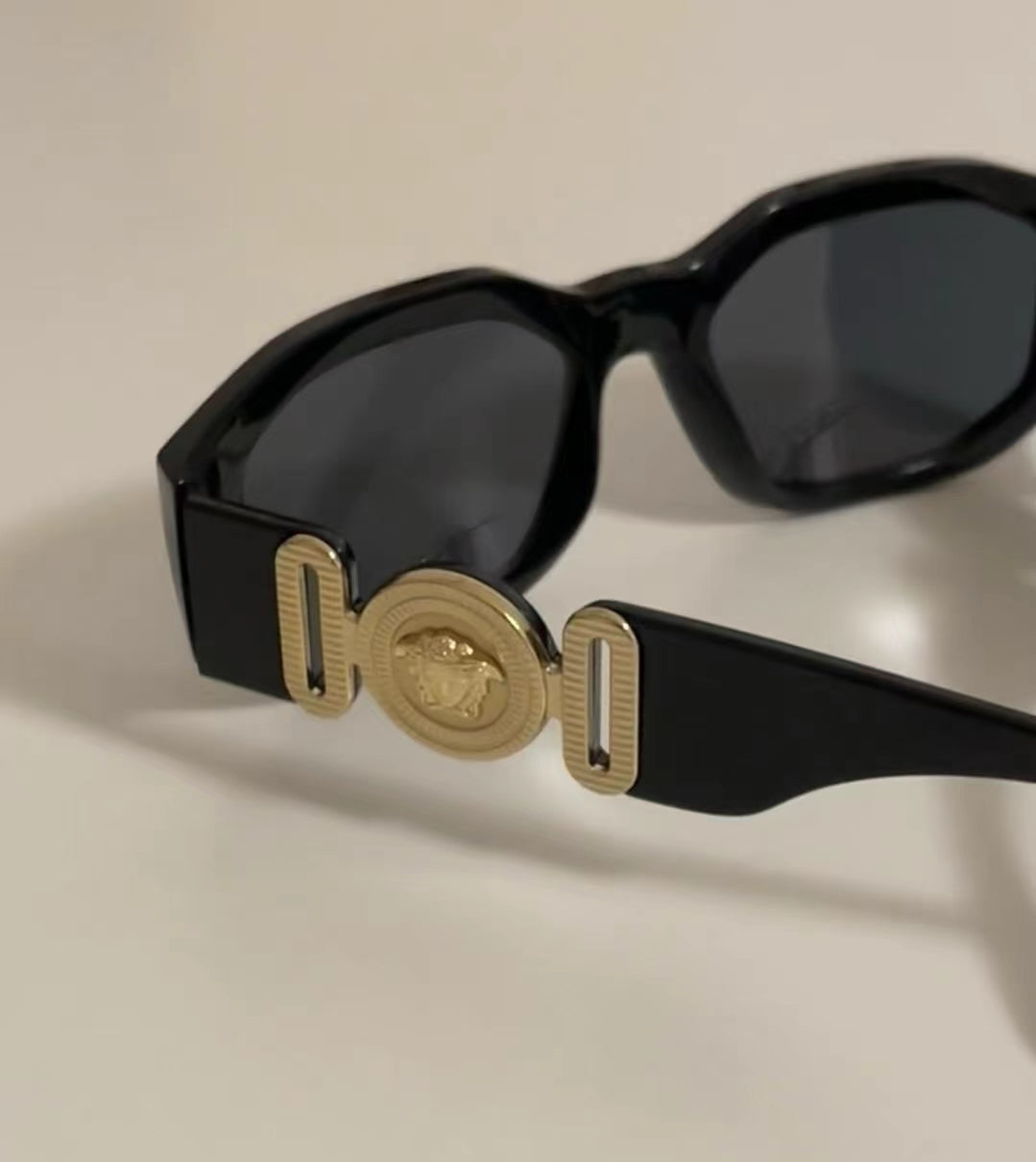 Óculos de sol luxuosos