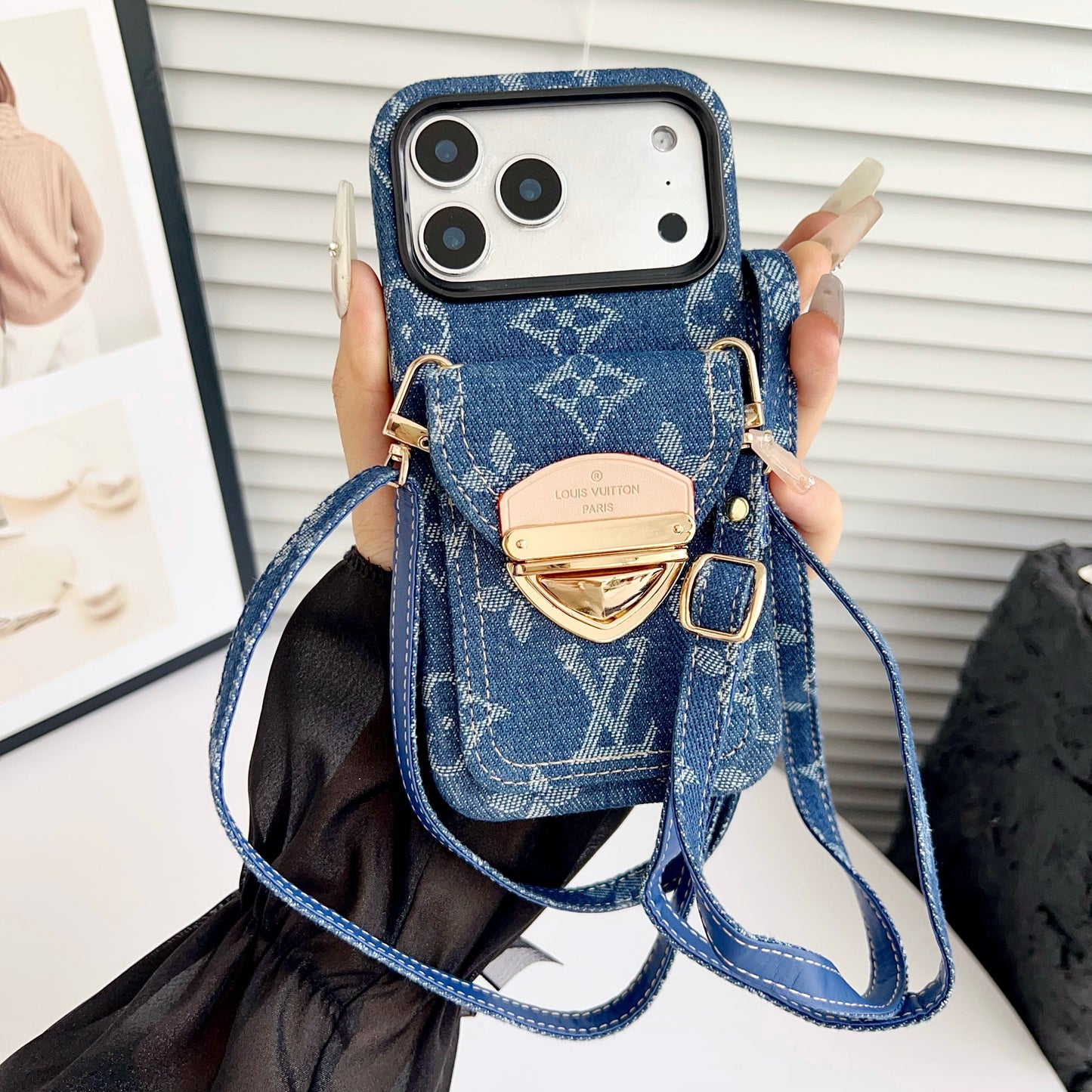 Cás iPhone Só Crossbody le Póca Cárta & Strap Inscortha