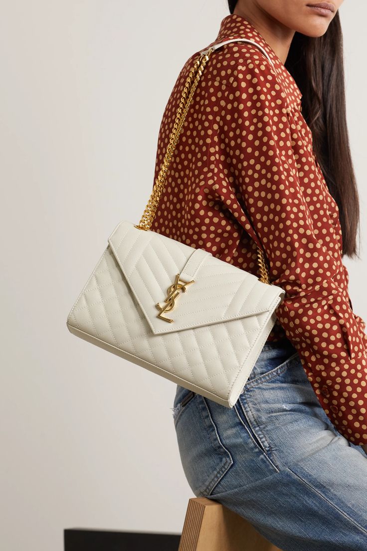 YL- Cartera con cadena tipo sobre