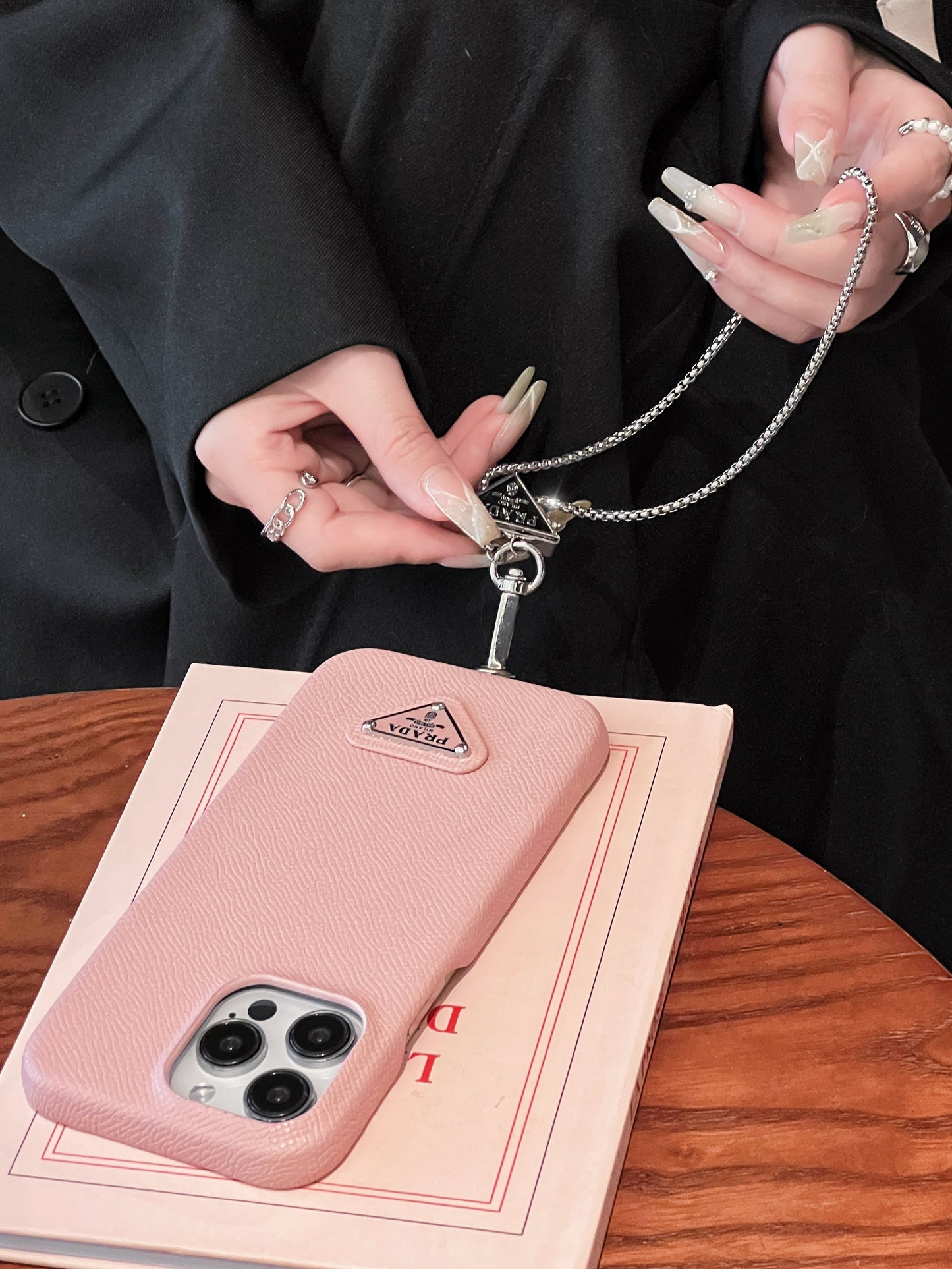 Luksuriøst lær Crossbody iPhone-deksel