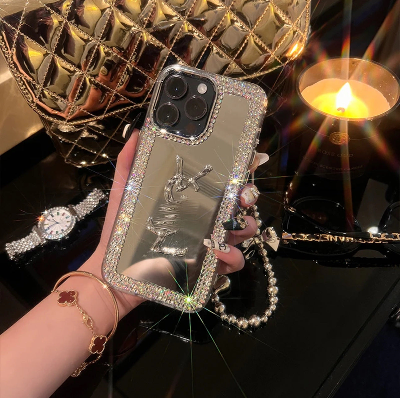 Glamorous Beauty Mirror iPhone-hoesje – Make-up & Stijl voor onderweg!