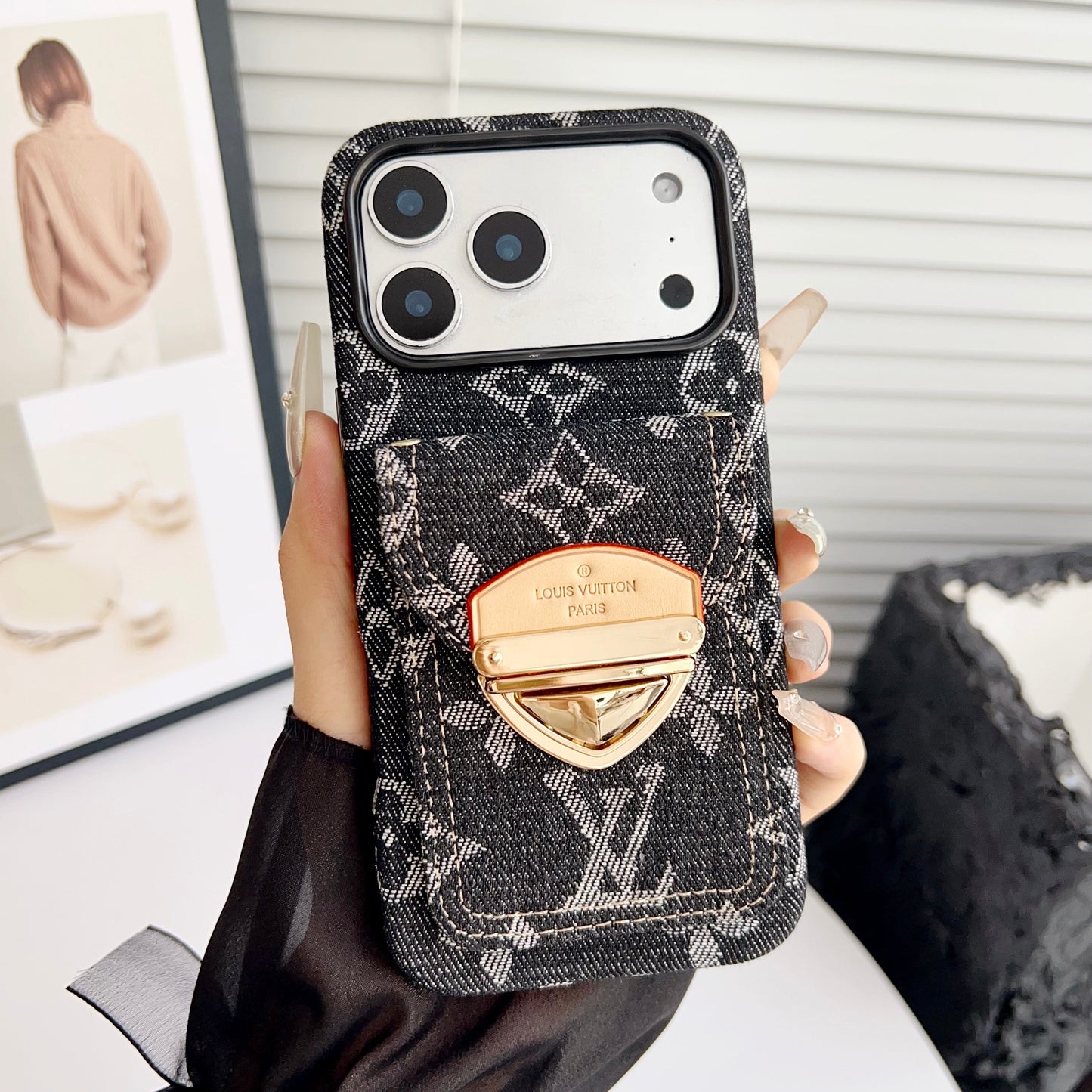 Cás iPhone Só Crossbody le Póca Cárta & Strap Inscortha