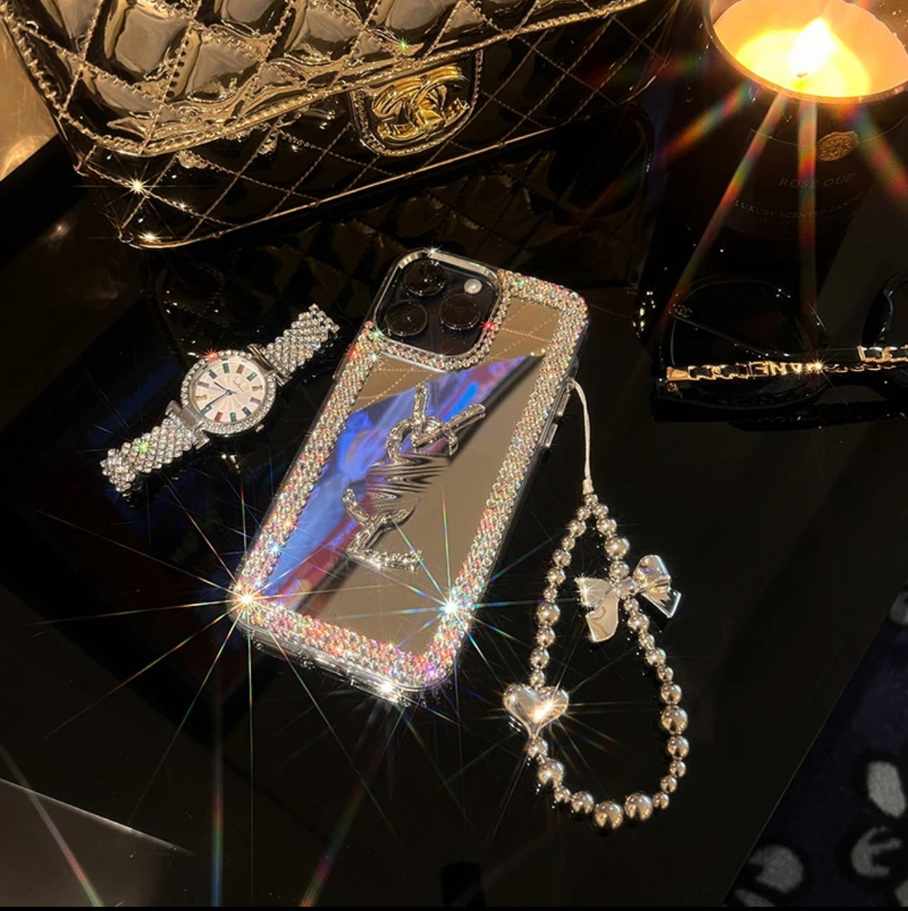 Glamorous Beauty Mirror iPhone-hoesje – Make-up & Stijl voor onderweg!