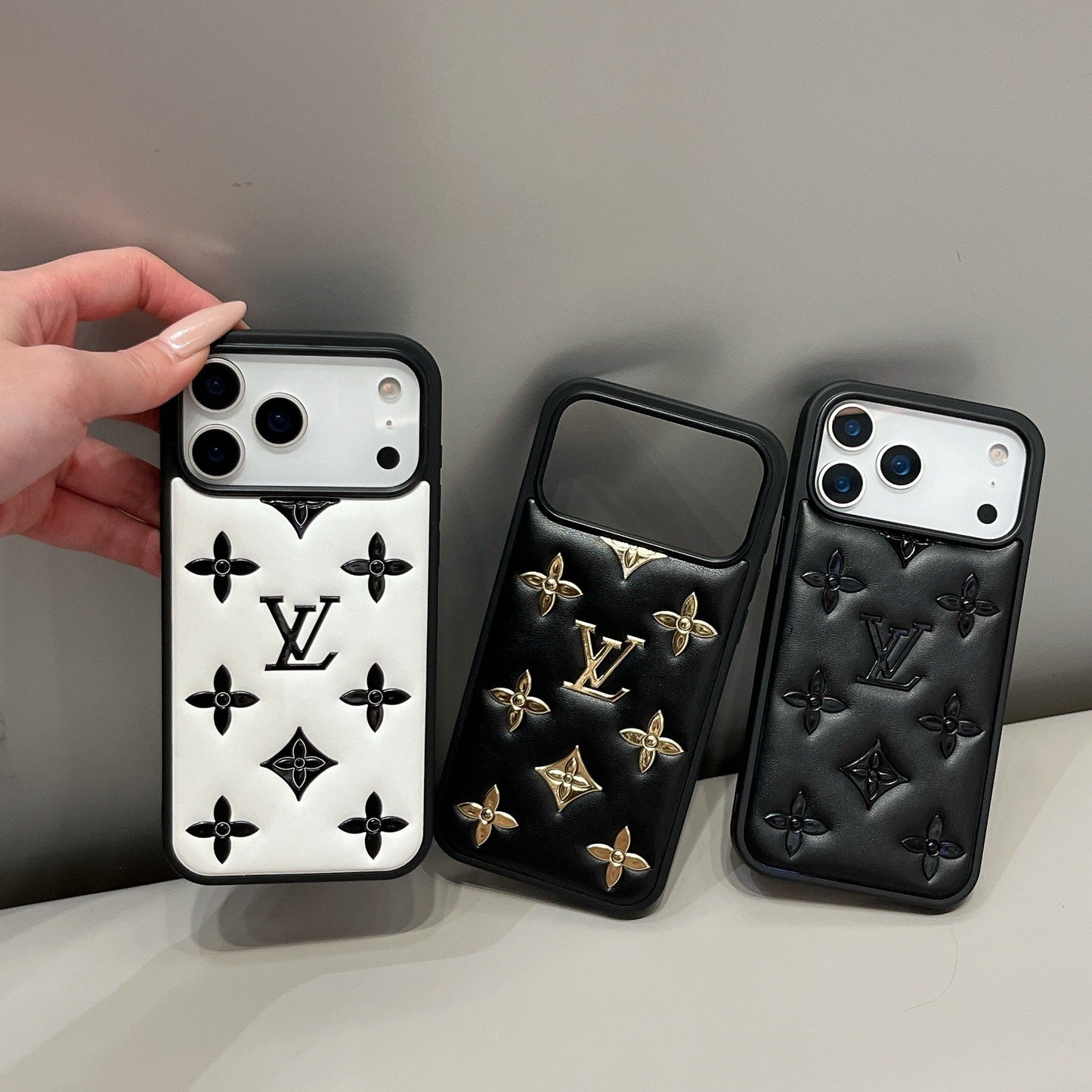 Luxe iPhone-hoesje met 3D-reliëfontwerp