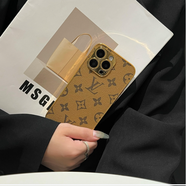Luxus klasszikus monogramos iPhone tok galvanizált arany élekkel