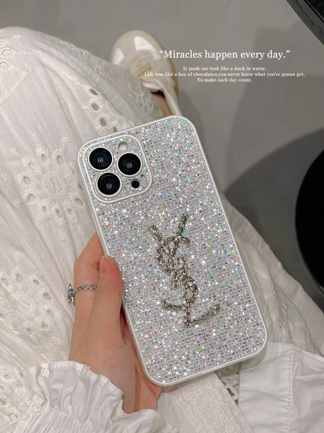 Fundas lujosas para iPhone con purpurina