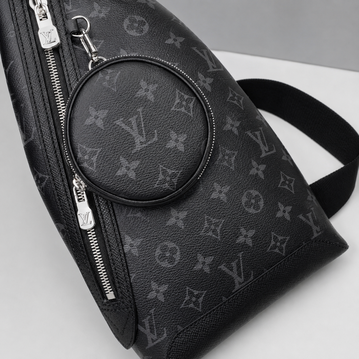 Minimalistinen irrotettava pussi Crossbody-rintalaukku
