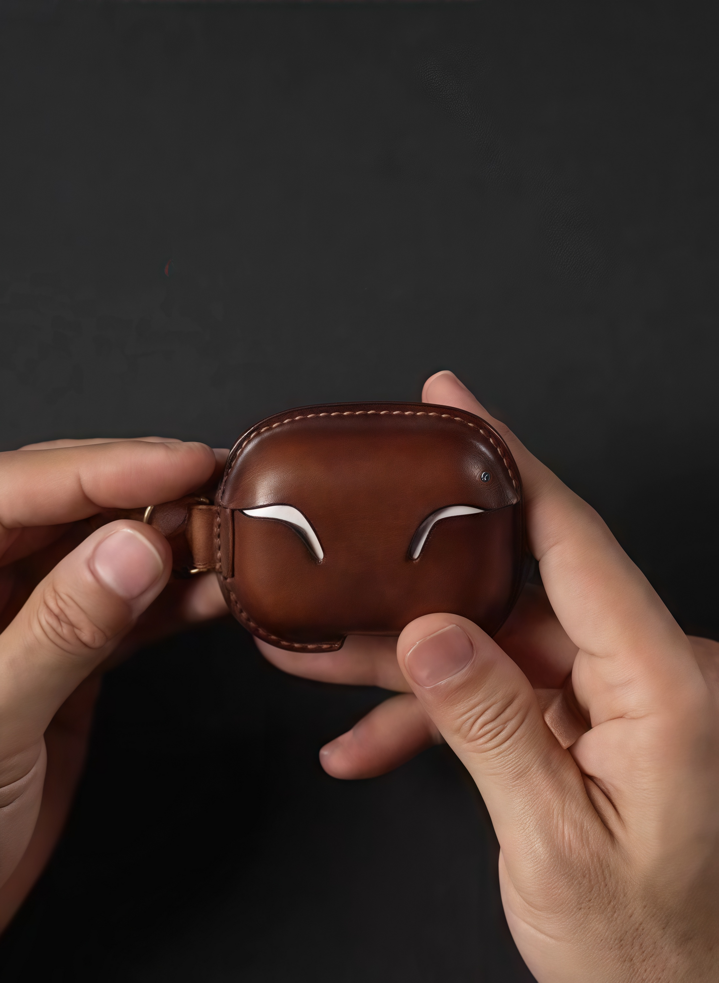 Premium Γνήσια δερμάτινη θήκη AirPods με δωρεάν δερμάτινο κορδόνι