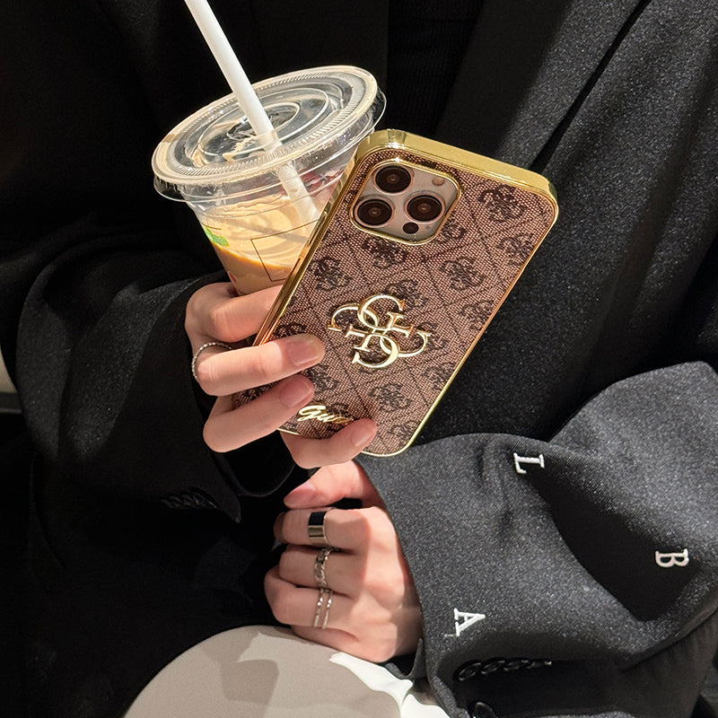 Capa de couro com logotipo dourado Gue para iPhone