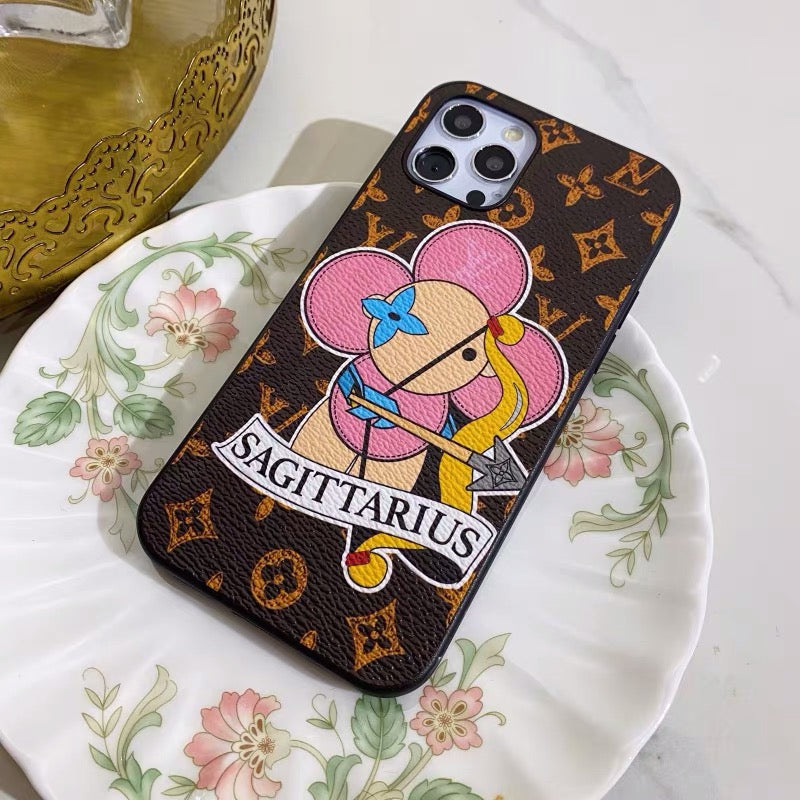 Jousimies Love Painted iPhone-kotelo Mittatilaustyönä