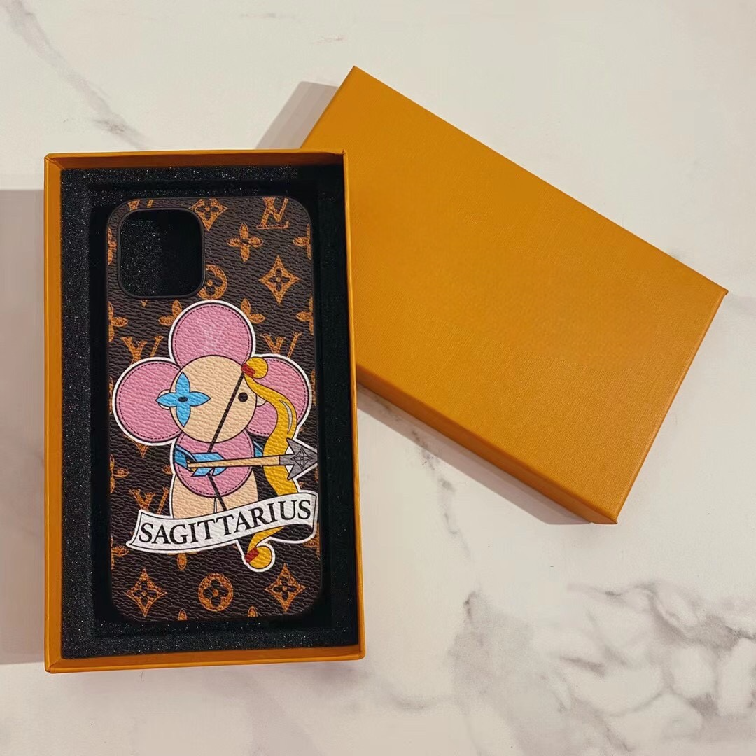 Jousimies Love Painted iPhone-kotelo Mittatilaustyönä