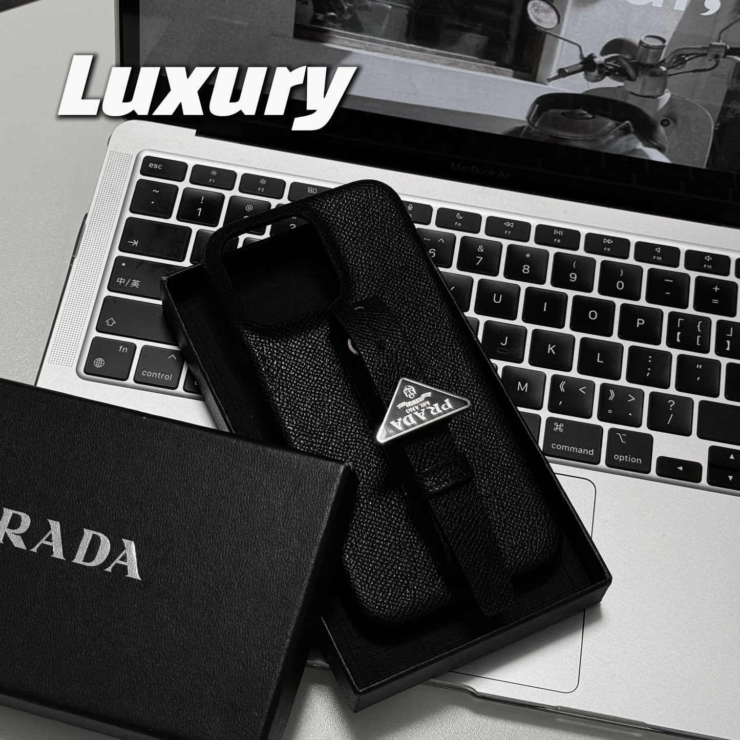 Funda de lujo para iPhone con asa de cuero