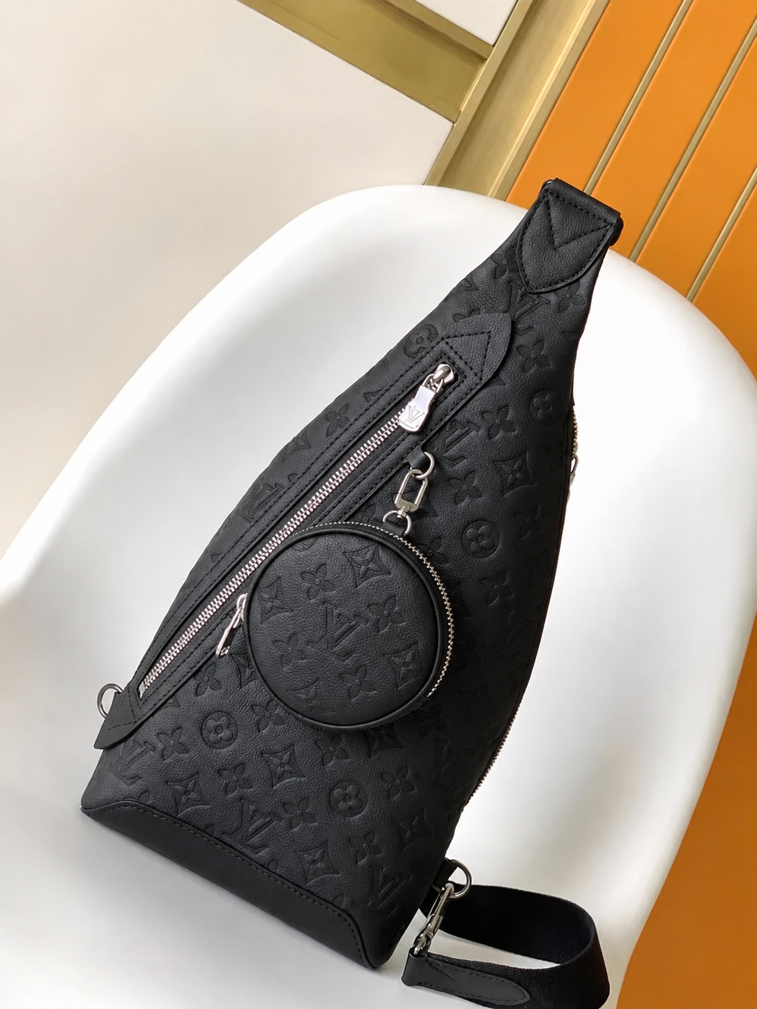 Minimalistinen irrotettava pussi Crossbody-rintalaukku