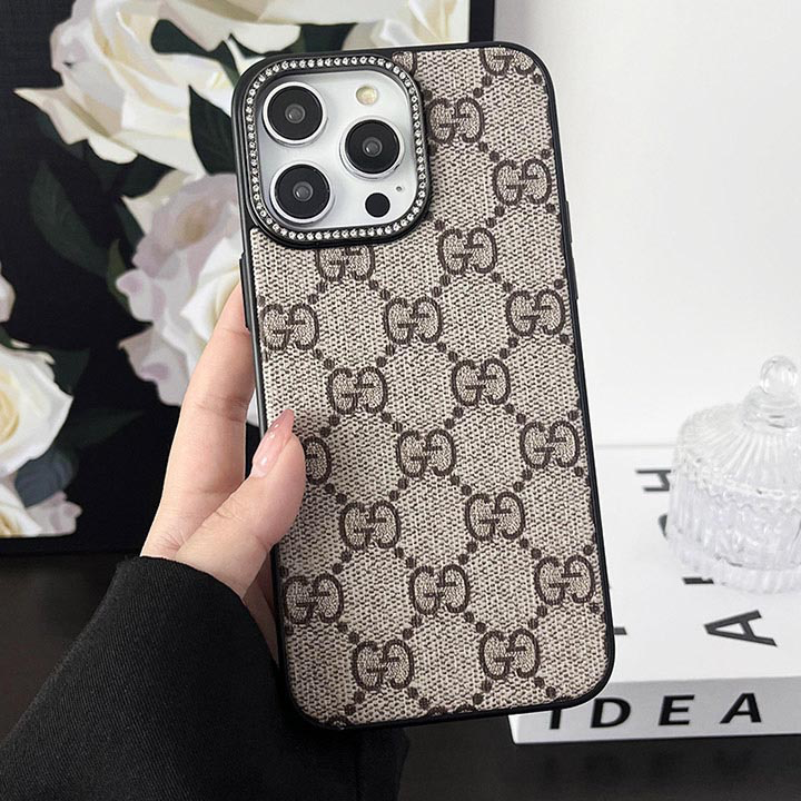 Capa para iPhone luxuosa em tecido brilhante
