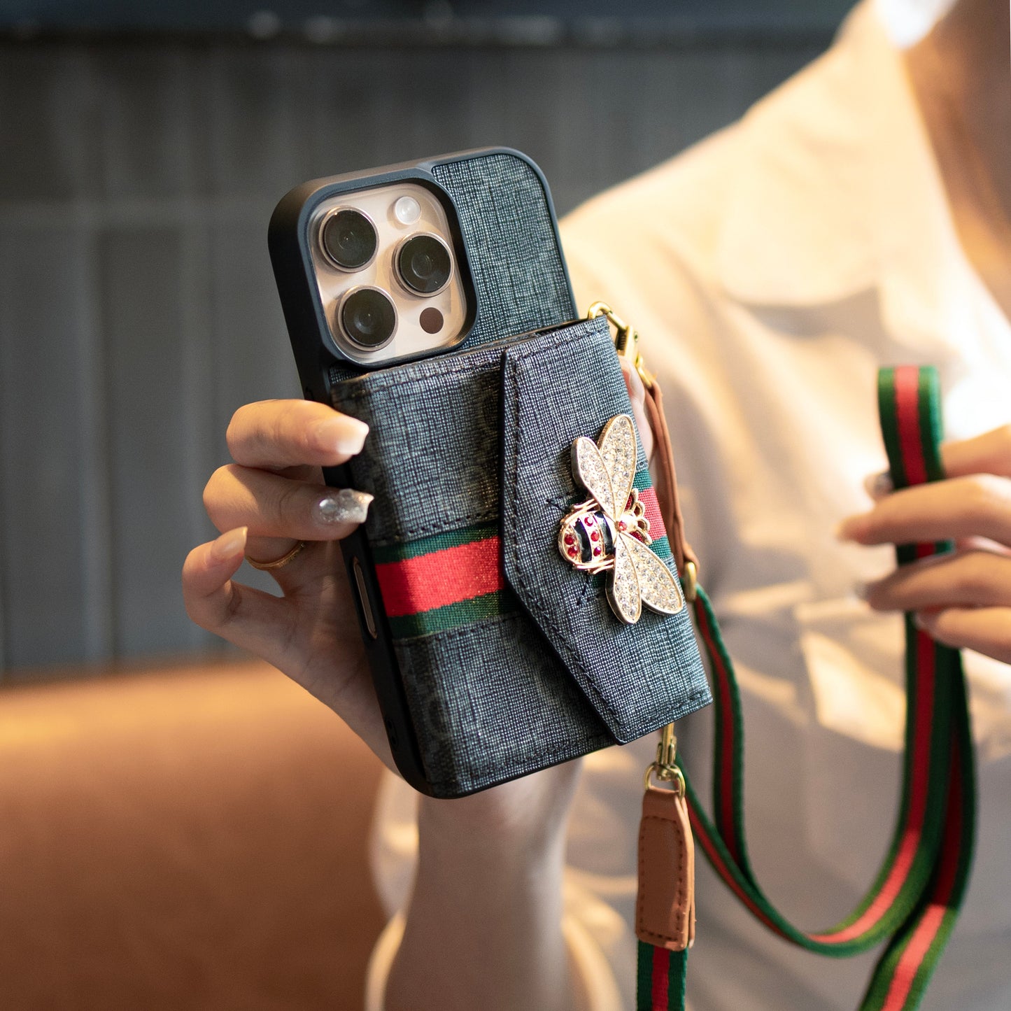 Premium Advanced Crossbody Θήκη iPhone με θήκη κάρτας & Ιμάντας ώμου
