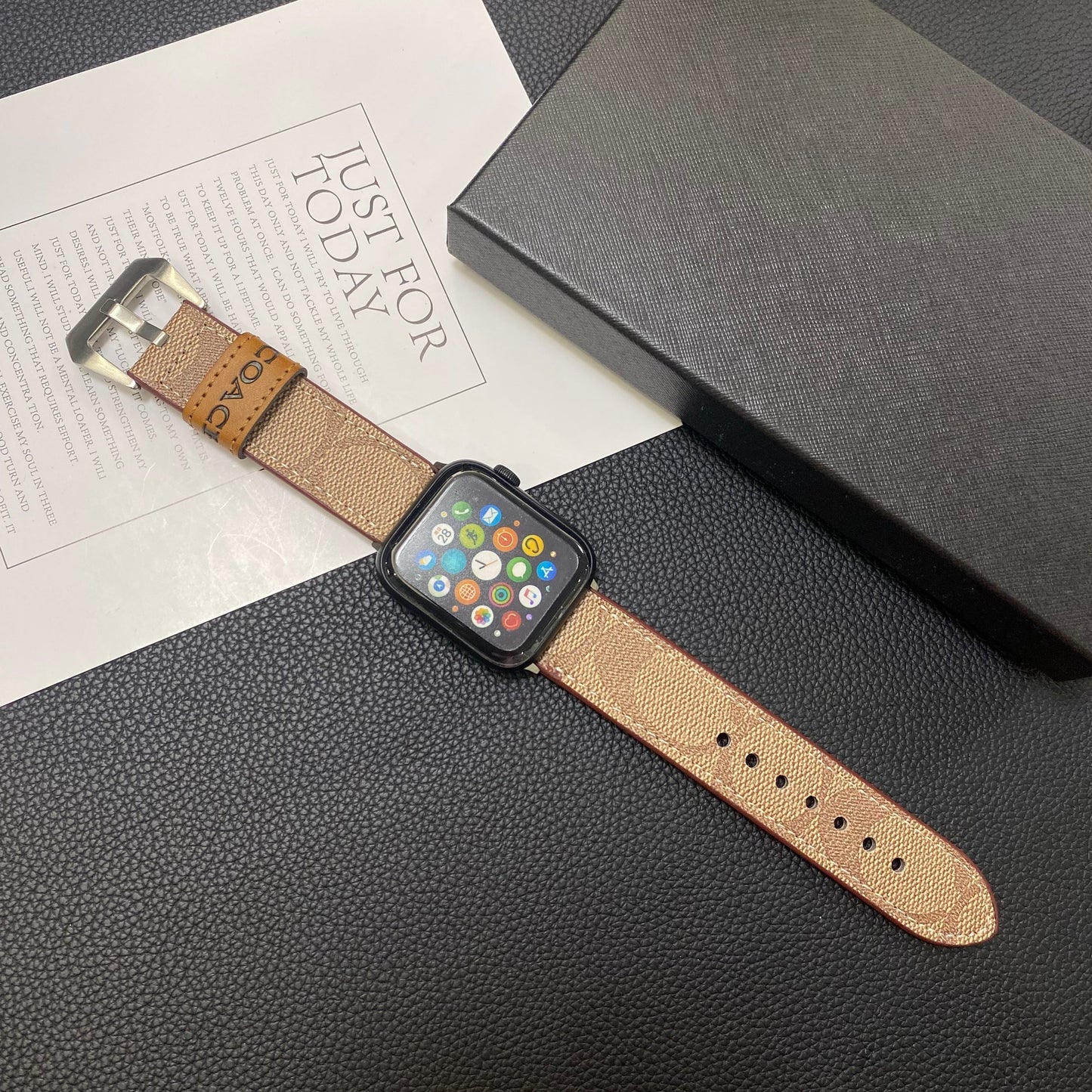 Δερμάτινο Coach Apple Watch Band Ανοιχτό καφέ-YHK244221710