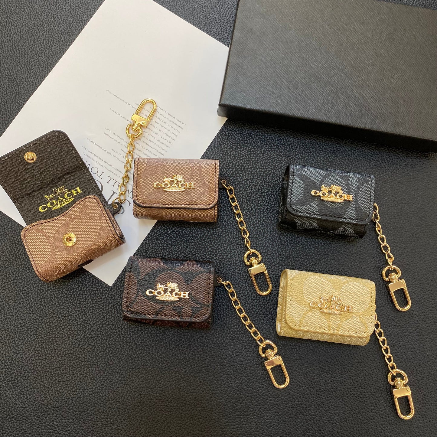 Luxury Coach AirPods deksler Lysebrun-LGK240425