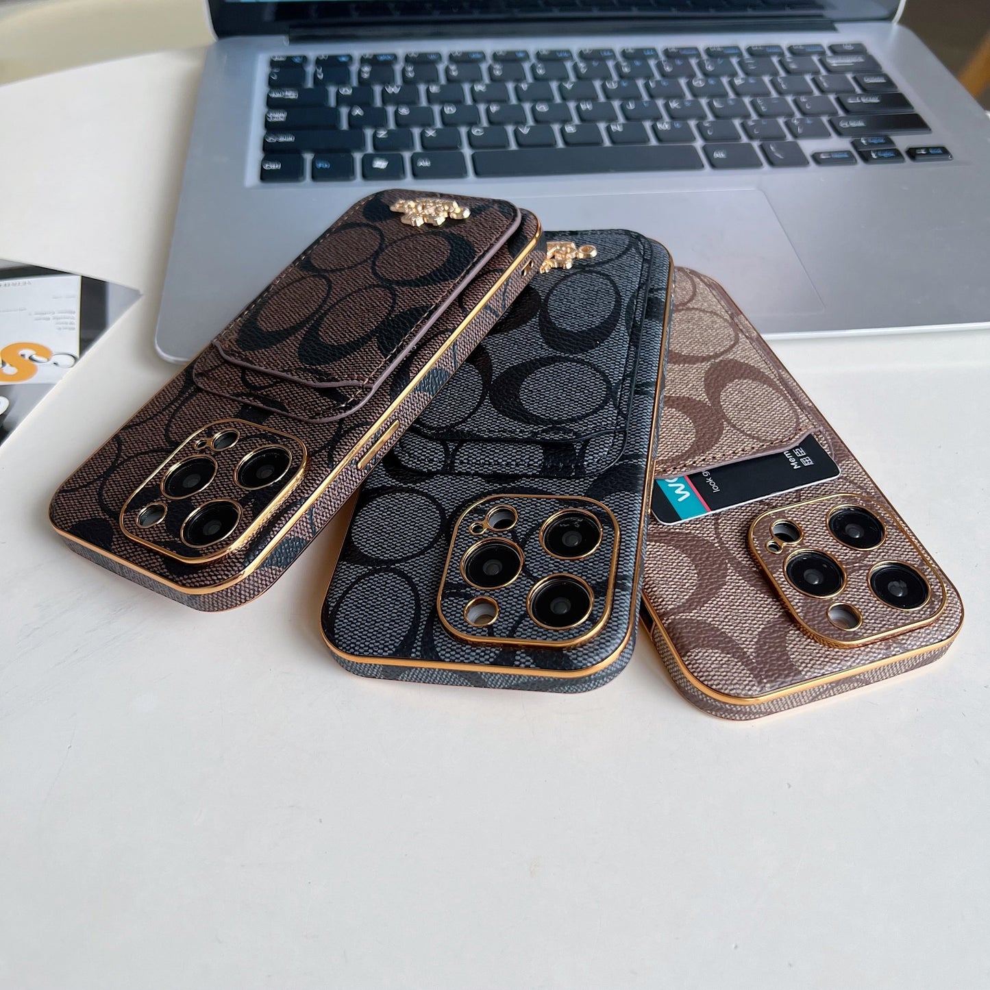 Klassisk iPhone-deksel med kortholder svart -KB241651
