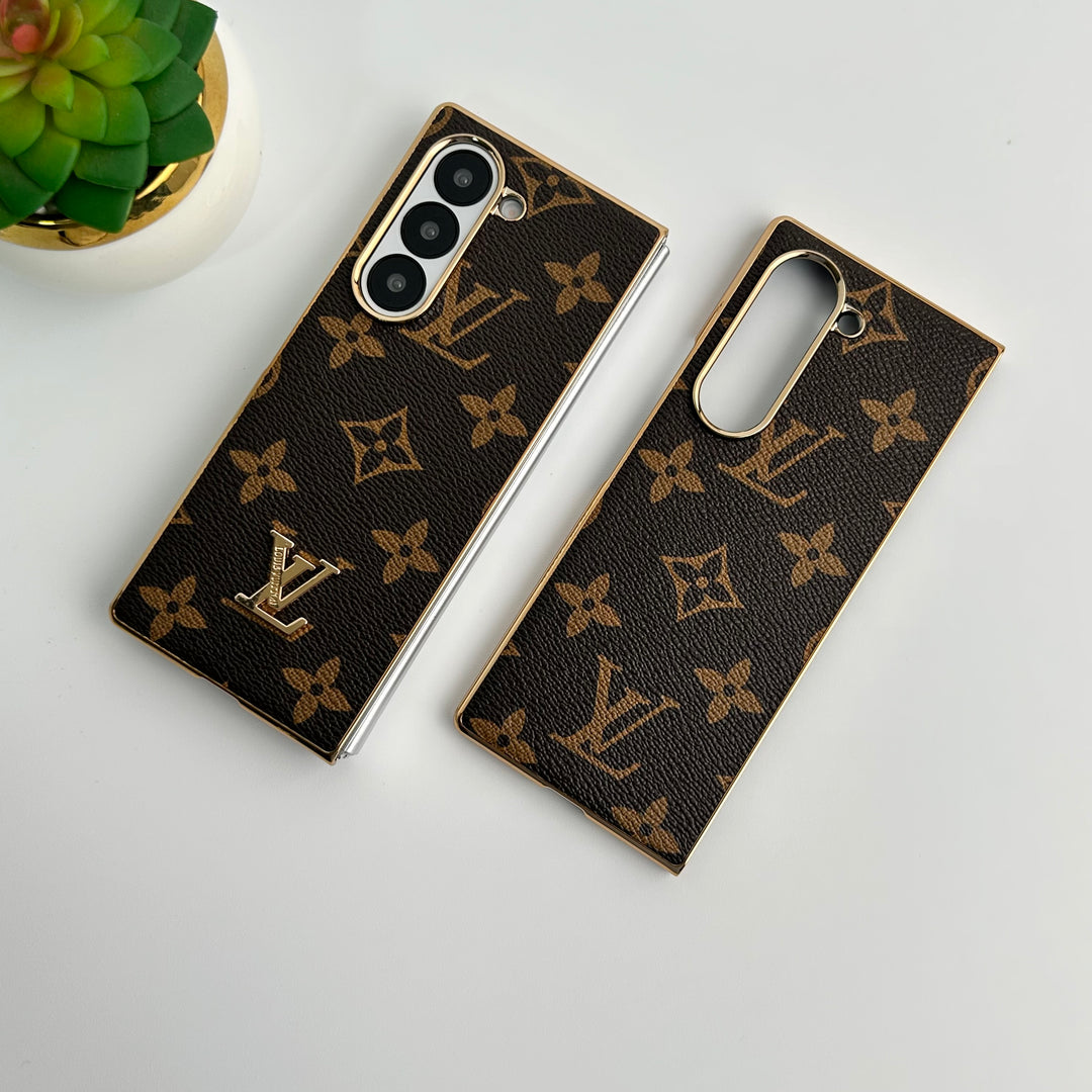 Samsung Galaxy Z Fold 6 só Cás Leathar Plátáilte Óir