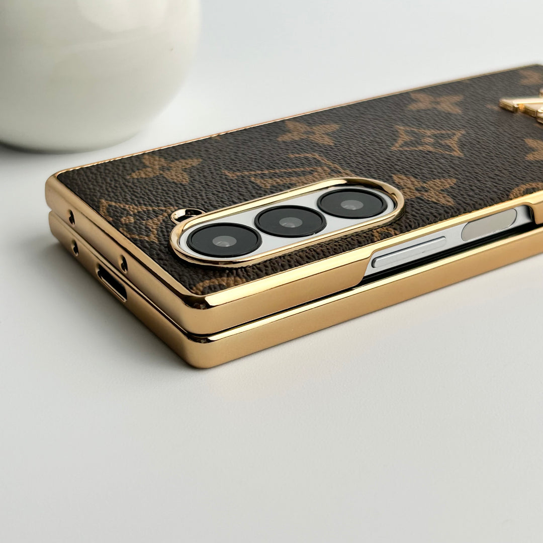 Samsung Galaxy Z Fold 6 só Cás Leathar Plátáilte Óir