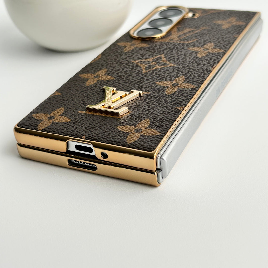 Samsung Galaxy Z Fold 6 só Cás Leathar Plátáilte Óir