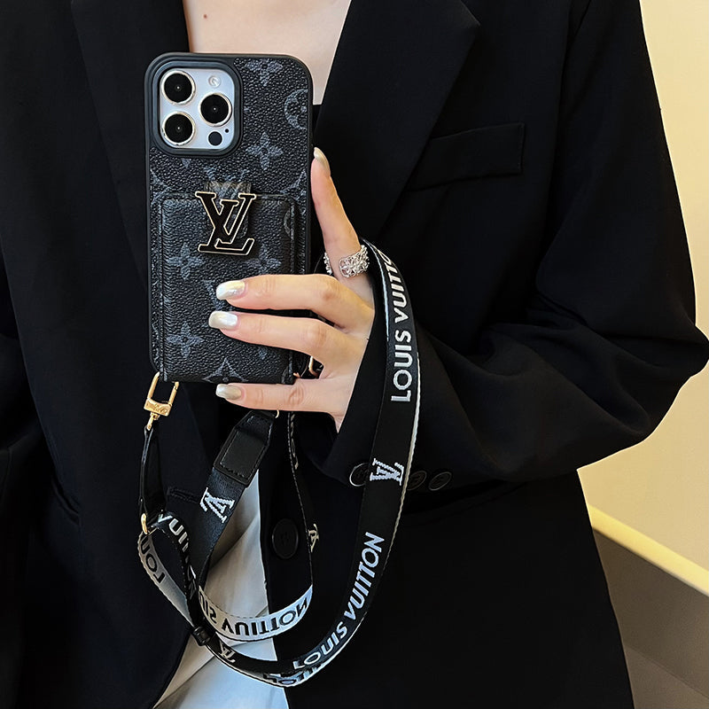 Coque et skin iPhone de luxe avec chaîne de sac à cartes noire