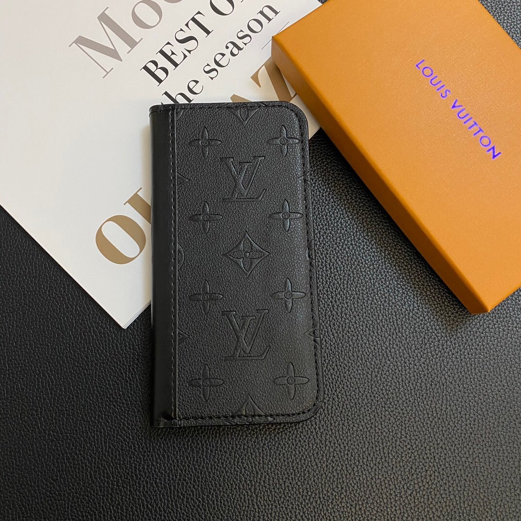 CÁRTA LEATHAIR MONOGRAM CÚSÁID Réaltrach DO SAMSUNG