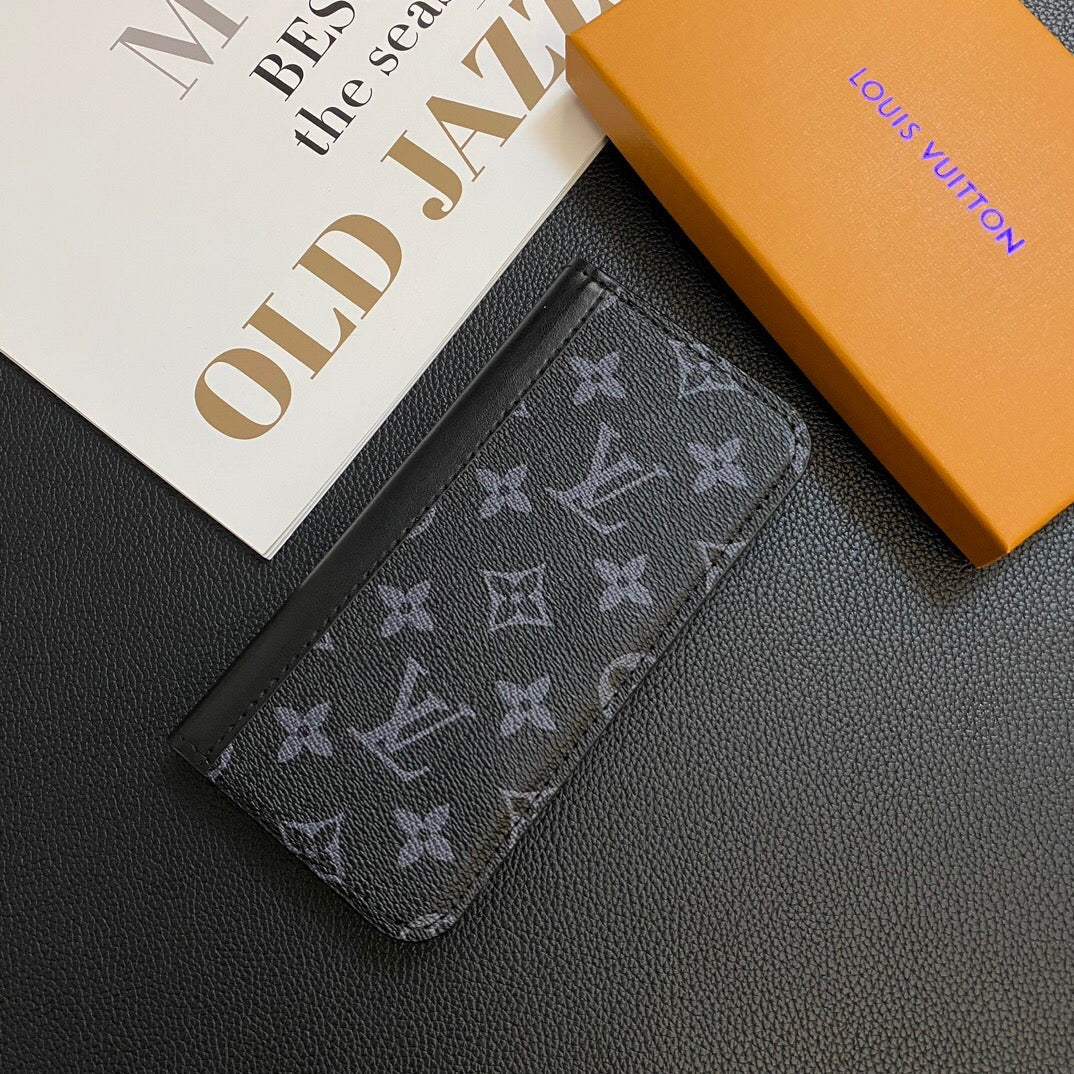 CÁRTA LEATHAIR MONOGRAM CÚSÁID Réaltrach DO SAMSUNG